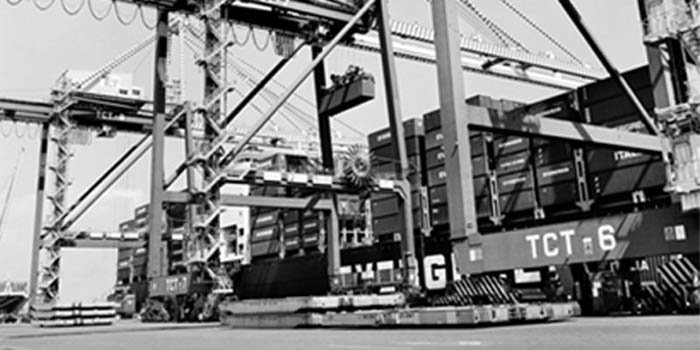 Hit srl port handling machinery reachstacker forklift mobile harbour crane spare parts service 21 - Port Equipment Spare Part supplied by HIT SRL