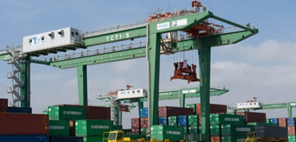 Large stock of discontinued crane parts - View 10